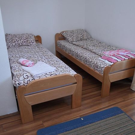 Bed and Breakfast Mm Narcis Власина-Рид Экстерьер фото