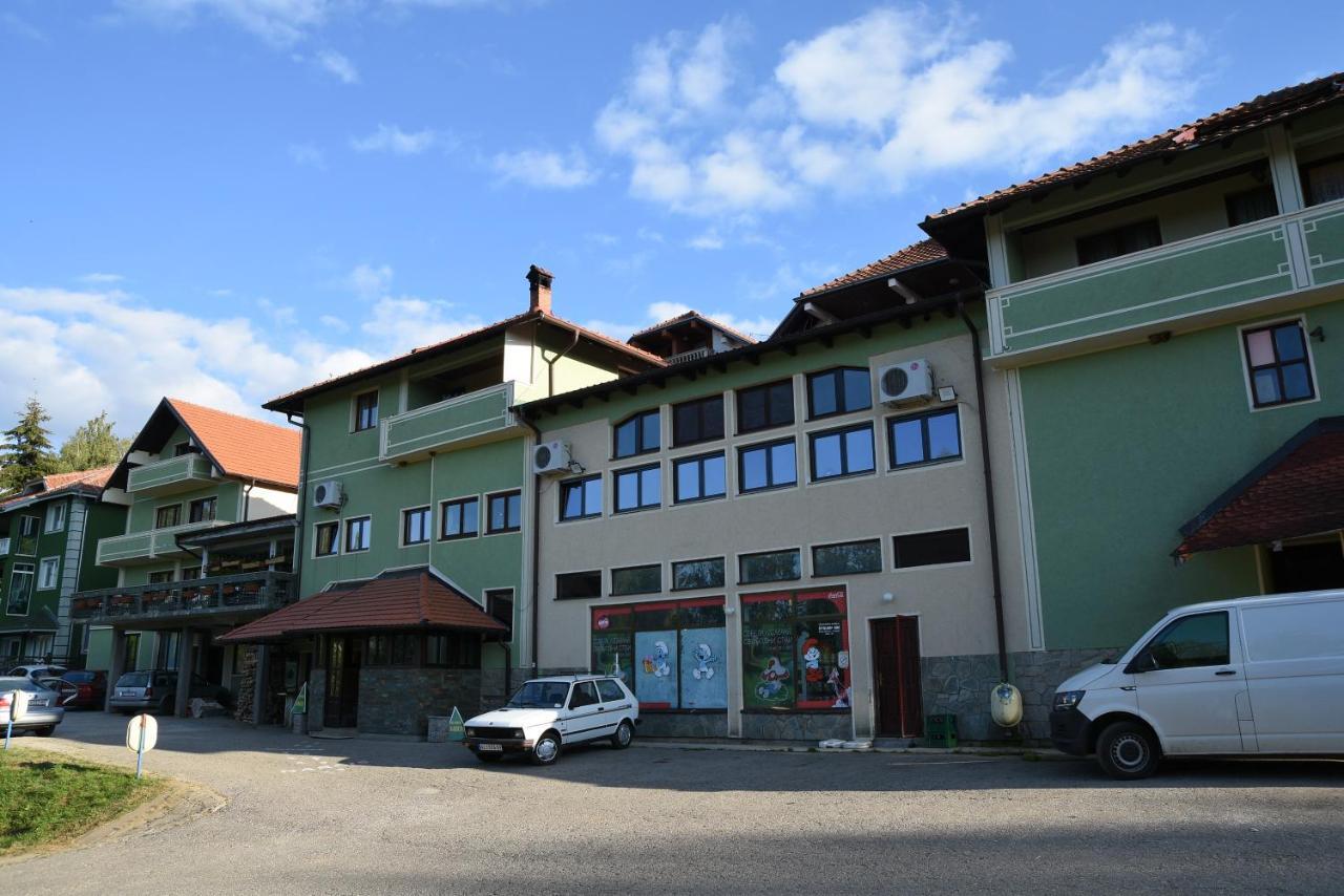 Bed and Breakfast Mm Narcis Власина-Рид Экстерьер фото