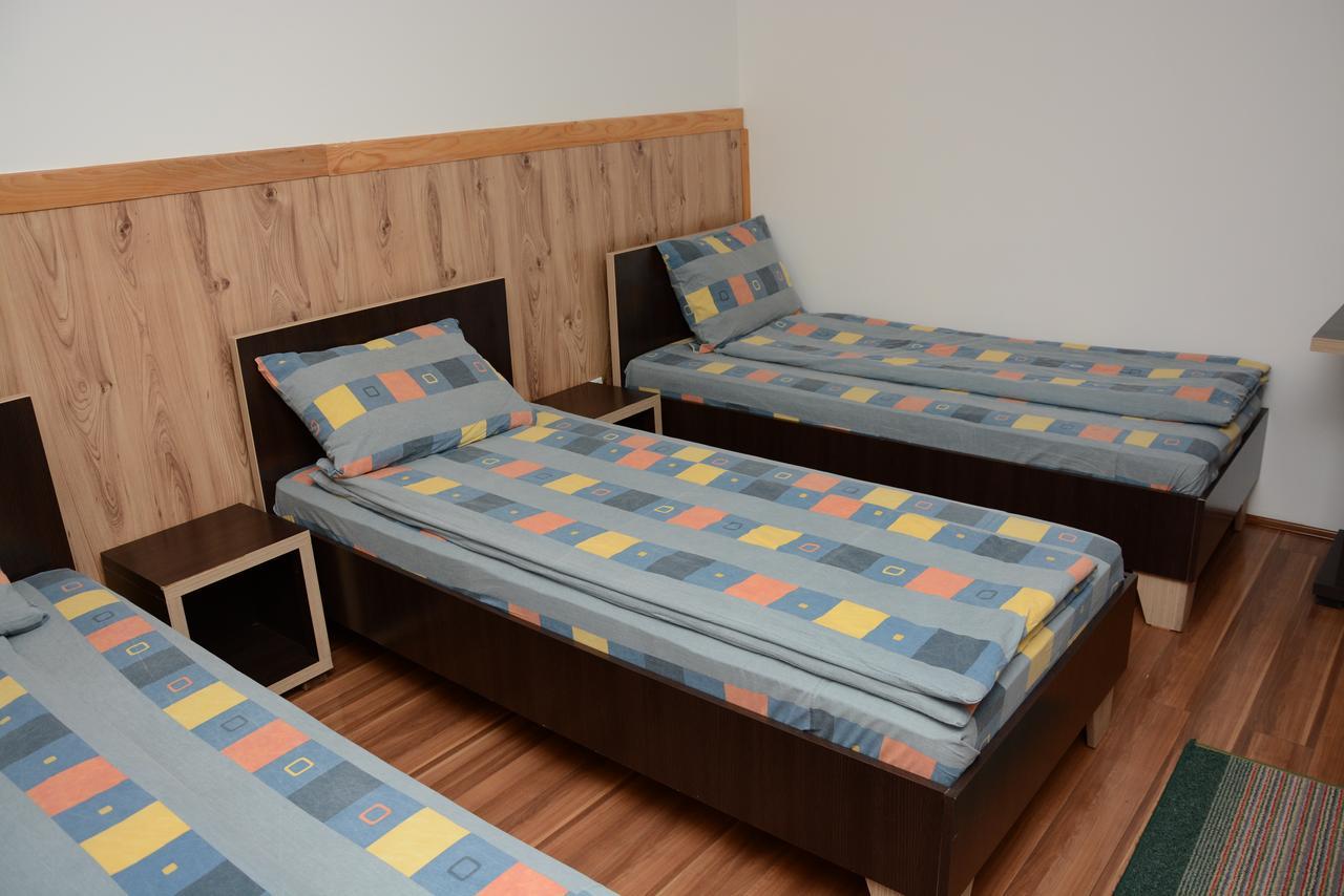 Bed and Breakfast Mm Narcis Власина-Рид Экстерьер фото