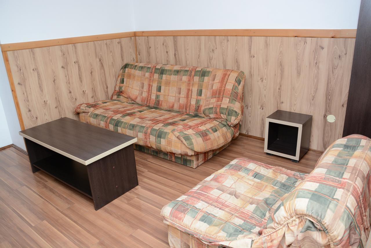 Bed and Breakfast Mm Narcis Власина-Рид Экстерьер фото