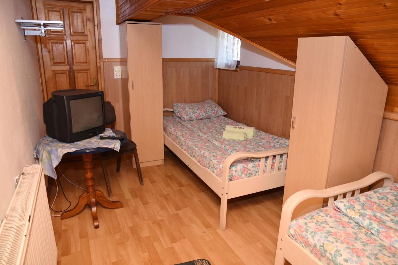 Bed and Breakfast Mm Narcis Власина-Рид Экстерьер фото